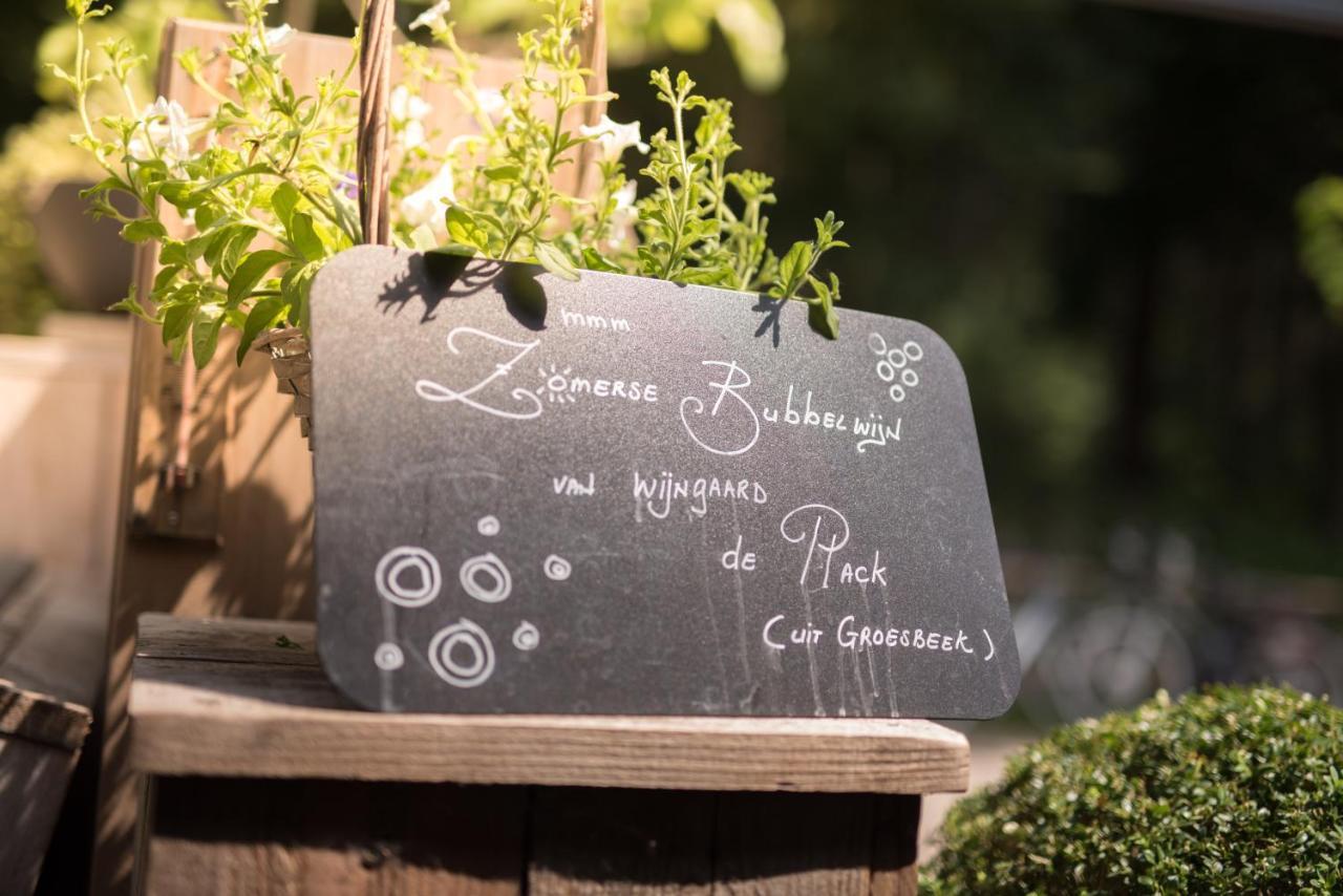Herberg Restaurant 'T Zwaantje Mook Exteriör bild
